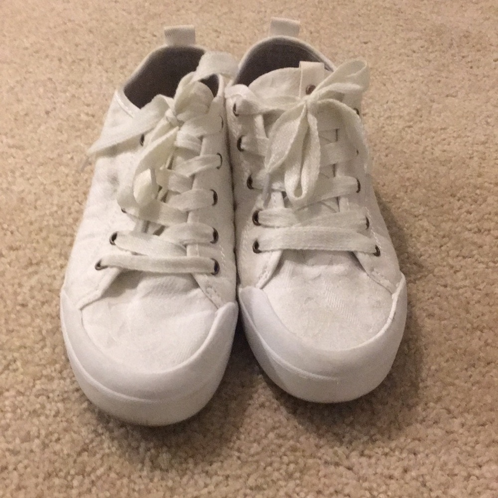 Roxy Tennis Shoes